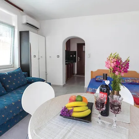 Apartment Gorgeous In With Kitchen Klek
